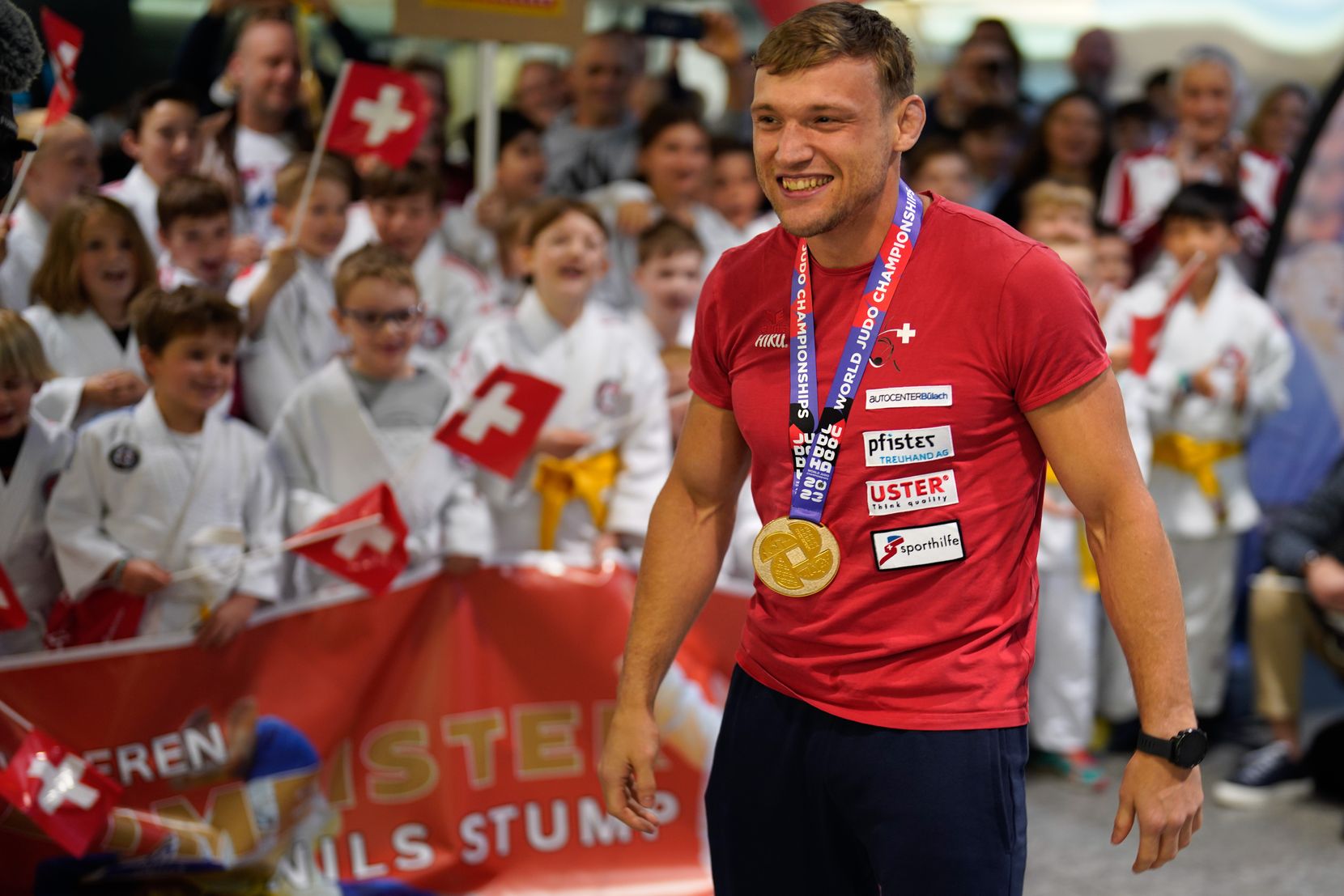 Empfang des Judo Weltmeisters Nils Stump am Flughafen Zürich