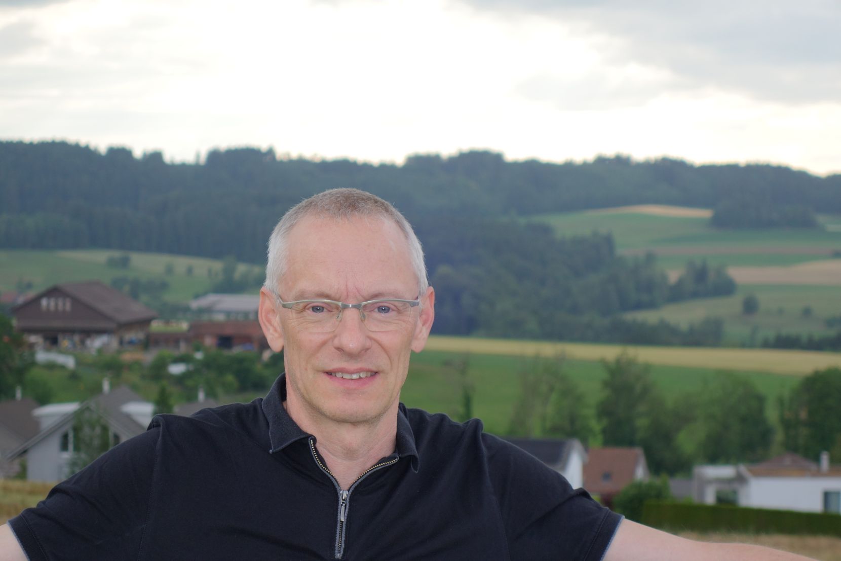 Pierre-Yves Martin aus Wildberg setzt sich gegen die potenziellen Standorte für Windkraft im Oberland und im ganzen Kanton ein.